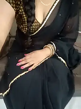 Snapshot of Mounika25 chatting on 11-21-25, 06:56 Mounika25 online show from 11-21-25, 06:56