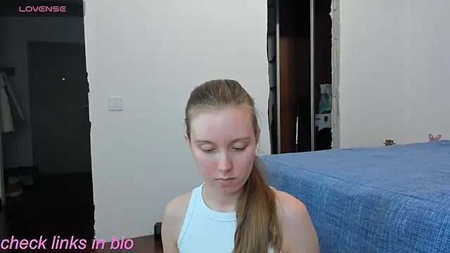 Snapshot of Peggy_Beauty chatting on 07-20-26, 05:59 Peggy Beauty online show from 07-20-26, 05:59