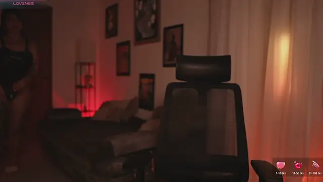 HannahW  online show from 03-24-26, 11:21