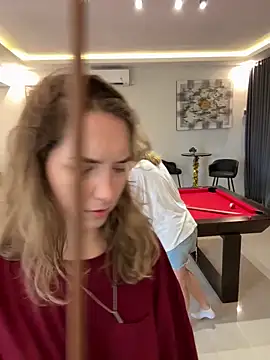 Nura n Sarah online show from 12-28-24, 08:16