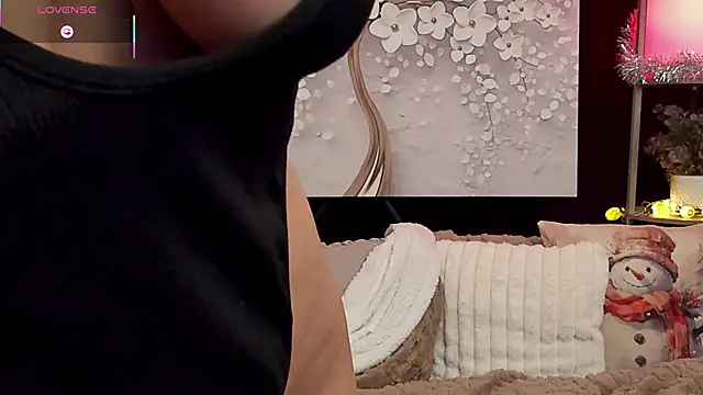 Entitled Bitch online show from 12-21-25, 11:45