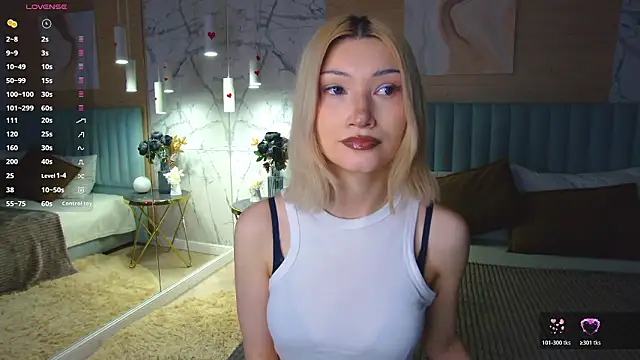 CarolReeves online show from 03-18-26, 04:54