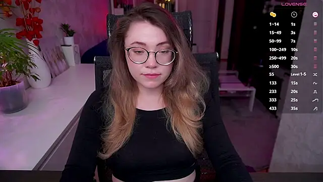 RemyCute online show from 05-12-26, 07:55