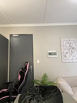 Snapshot of Neelo-Smith chatting on 03-15-25, 05:52 Neelo-Smith online show from 03-15-25, 05:52