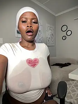 Snapshot of Neelo-Smith chatting on 09-28-25, 03:34 Neelo-Smith online show from 09-28-25, 03:34