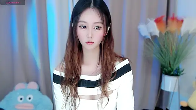 Snapshot of Aimee-520 chatting on 12-22-24, 07:33 Aimee-520 online show from 12-22-24, 07:33