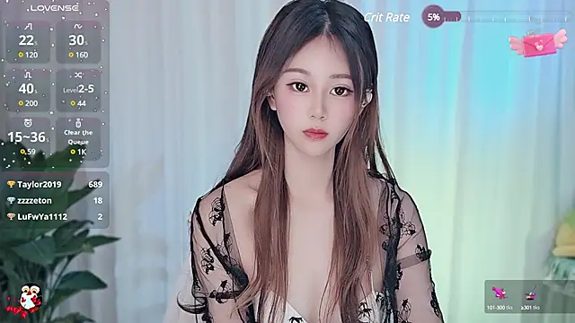 Snapshot of Aimee-520 chatting on 03-06-25, 10:09 Aimee-520 online show from 03-06-25, 10:09