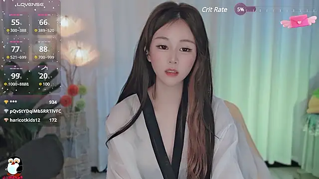 Snapshot of Aimee-520 chatting on 03-22-25, 04:37 Aimee-520 online show from 03-22-25, 04:37