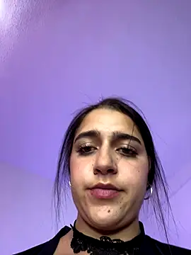 Snapshot of Alicia_Ruiz chatting on 10-02-25, 06:04 Alicia Ruiz online show from 10-02-25, 06:04