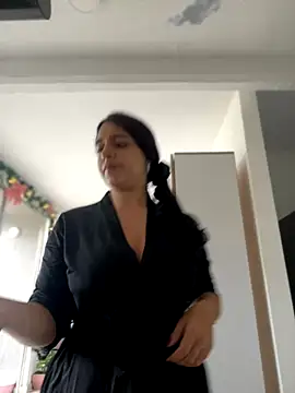 Snapshot of Alicia_Ruiz chatting on 12-02-25, 01:50 Alicia Ruiz online show from 12-02-25, 01:50