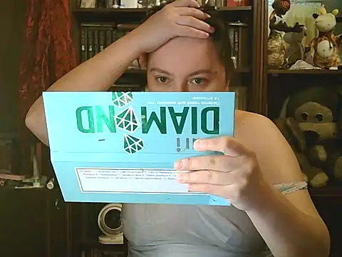 Snapshot of CarrieQPeach chatting on 09-25-25, 05:38 CarrieQPeach online show from 09-25-25, 05:38