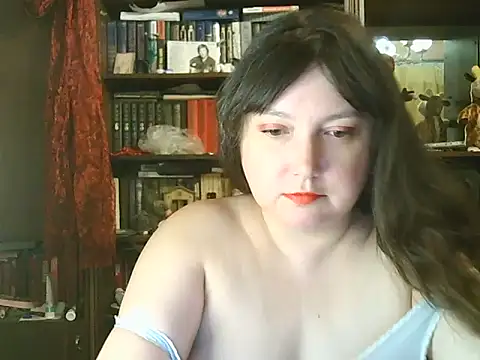 Snapshot of CarrieQPeach chatting on 10-11-25, 07:12 CarrieQPeach online show from 10-11-25, 07:12