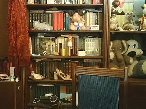 Snapshot of CarrieQPeach chatting on 11-14-25, 07:56 CarrieQPeach online show from 11-14-25, 07:56