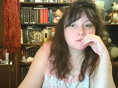 Snapshot of CarrieQPeach chatting on 11-27-25, 05:26 CarrieQPeach online show from 11-27-25, 05:26