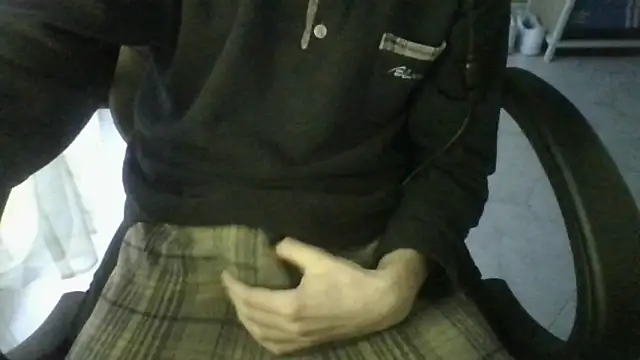 FranciCazzone online show from 03-14-25, 05:02