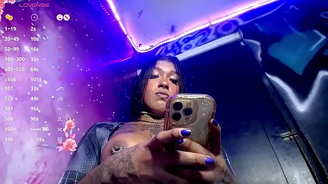 IsabellBigtitsxx online show from 10-10-25, 09:03