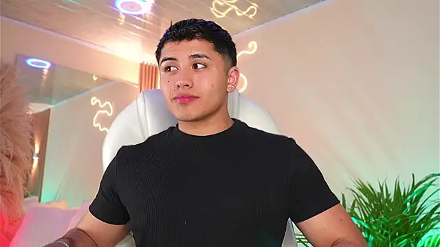 Snapshot of MatiasKorn chatting on 06-04-26, 05:13 MatiasKorn online show from 06-04-26, 05:13