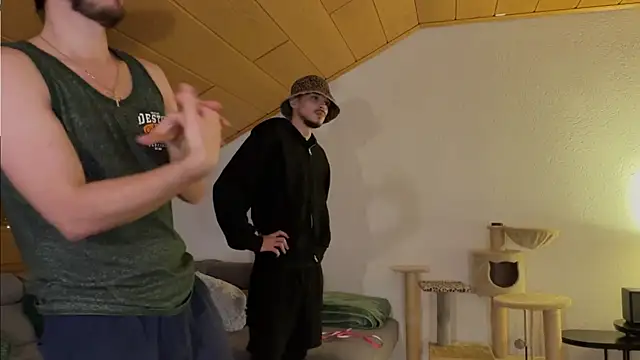 naked psy online show from 11-20-25, 10:20