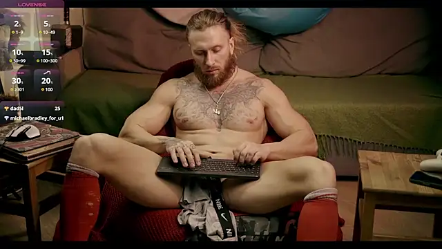 Snapshot of rusbigpaul chatting on 01-22-25, 07:45 rusbigpaul online show from 01-22-25, 07:45