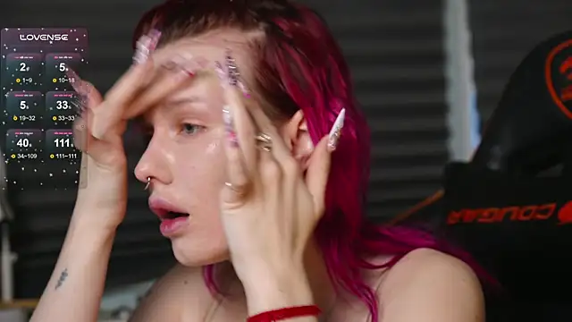 Snapshot of BlueCherryy chatting on 11-21-25, 12:37 BlueCherryy online show from 11-21-25, 12:37