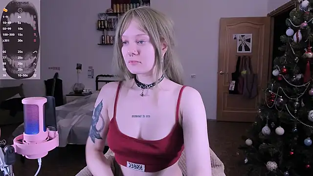 cyber whore  online show from 02-04-26, 04:35