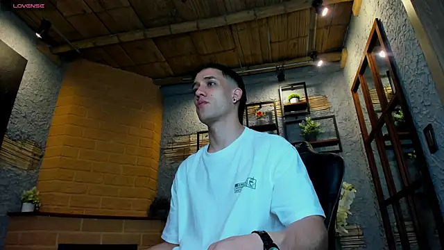 Snapshot of alexgiraldo_ chatting on 01-22-25, 11:12 alexgiraldo online show from 01-22-25, 11:12