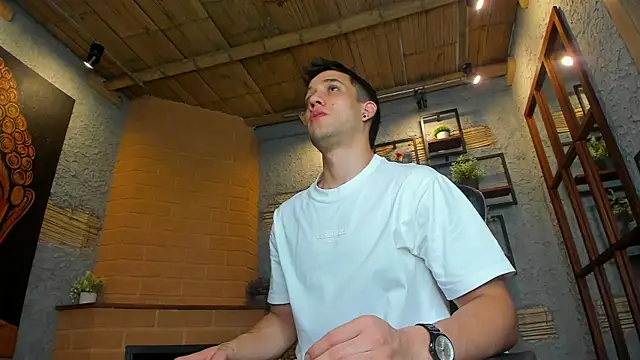 Snapshot of alexgiraldo_ chatting on 02-17-25, 11:23 alexgiraldo online show from 02-17-25, 11:23