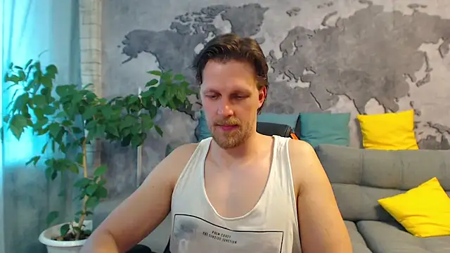 Snapshot of VikingChrisss chatting on 05-04-26, 10:00 VikingChrisss online show from 05-04-26, 10:00