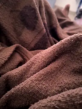 Snapshot of Ruby1Hot chatting on 10-29-25, 02:58 Ruby1Hot online show from 10-29-25, 02:58