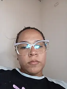 Snapshot of Cristel_Shop chatting on 09-12-25, 08:09 Cristel Shop online show from 09-12-25, 08:09