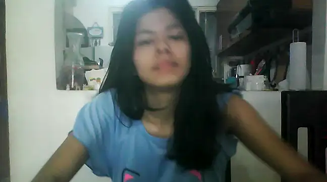 Snapshot of loverubii chatting on 02-08-25, 05:08 loverubii online show from 02-08-25, 05:08