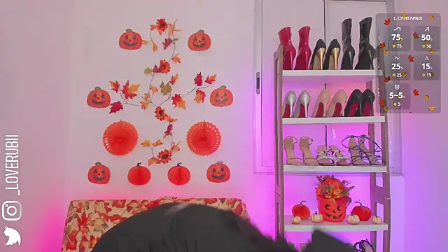 Snapshot of loverubii chatting on 10-30-25, 09:11 loverubii online show from 10-30-25, 09:11