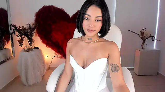 Snapshot of ninaa_sky chatting on 02-16-25, 03:38 ninaa sky online show from 02-16-25, 03:38