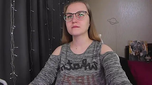 MissBrightShine online show from 02-11-26, 10:42