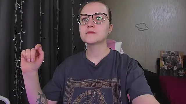 MissBrightShine online show from 02-27-26, 10:59