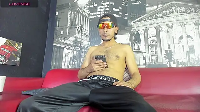Snapshot of steffanxxll chatting on 07-17-26, 03:50 steffanxxll online show from 07-17-26, 03:50