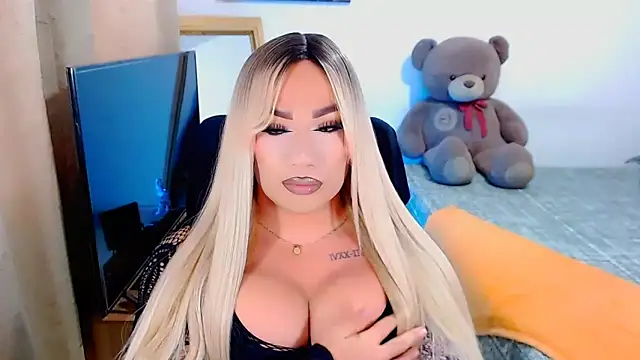 Snapshot of 9InchsPunisherXXX chatting on 12-13-24, 09:30 9InchsPunisherXXX online show from 12-13-24, 09:30