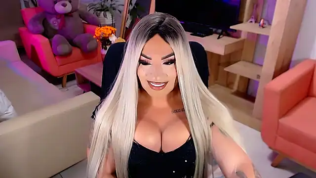 Snapshot of 9InchsPunisherXXX chatting on 03-13-25, 09:05 9InchsPunisherXXX online show from 03-13-25, 09:05