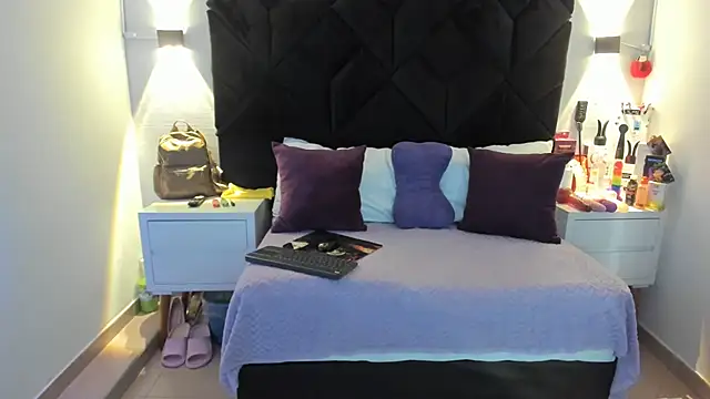 letiziia sky1 online show from 02-03-25, 08:03