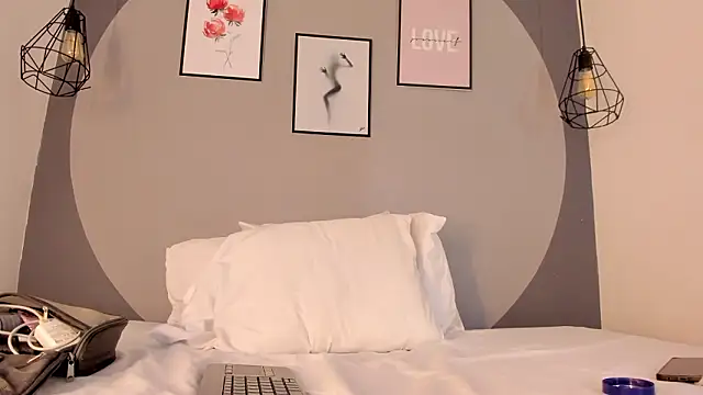 Snapshot of sarita_duque chatting on 02-04-26, 12:22 sarita duque online show from 02-04-26, 12:22