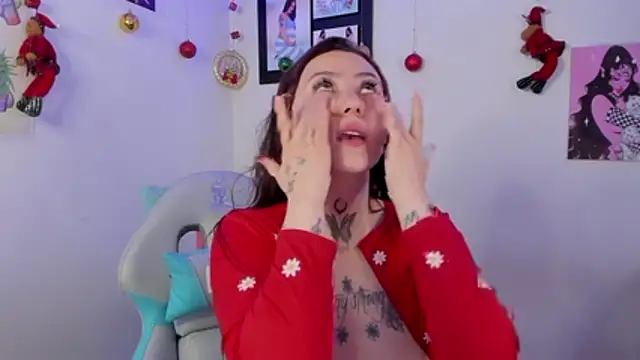 Snapshot of Lauryn_muller chatting on 01-06-26, 04:49 Lauryn muller online show from 01-06-26, 04:49