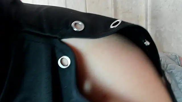 Snapshot of Satuurn_ chatting on 01-30-25, 02:58 Satuurn online show from 01-30-25, 02:58