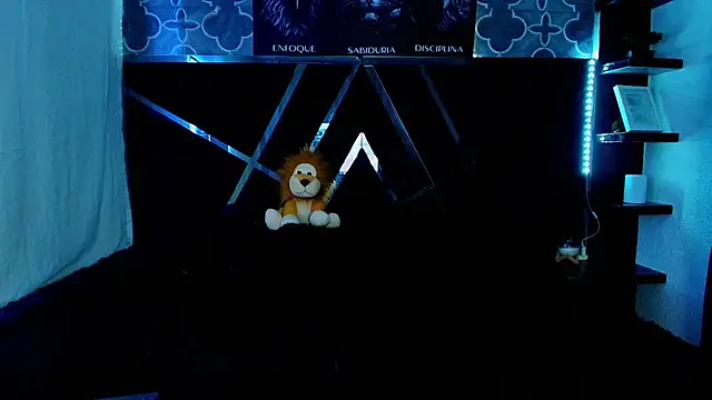 Zoe olsen online show from 02-18-26, 03:46