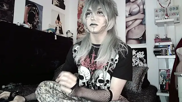kiiler queen online show from 05-22-26, 04:23