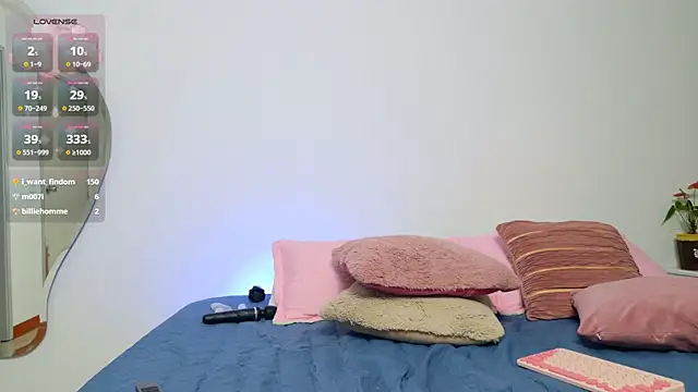 Snapshot of Mar_333 chatting on 01-06-25, 03:20 Mar 333 online show from 01-06-25, 03:20