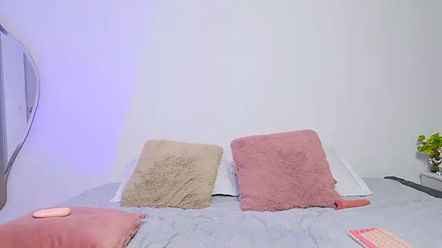 Snapshot of Mar_333 chatting on 02-13-25, 03:18 Mar 333 online show from 02-13-25, 03:18