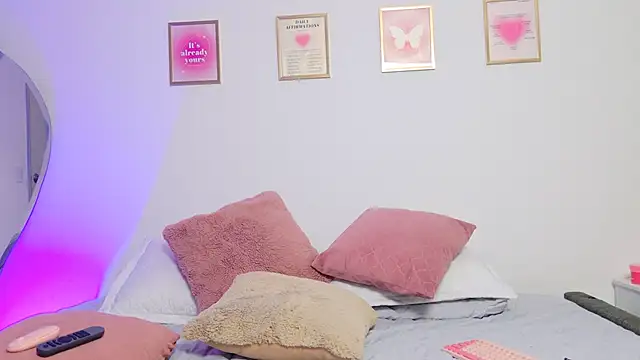 Snapshot of Mar_333 chatting on 02-26-25, 02:26 Mar 333 online show from 02-26-25, 02:26