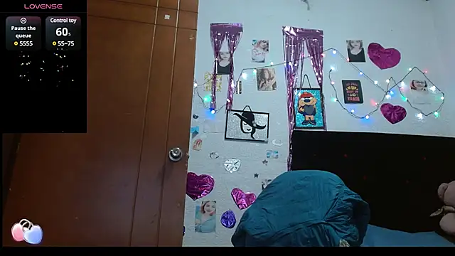 Saray extrovert  online show from 02-19-25, 06:00