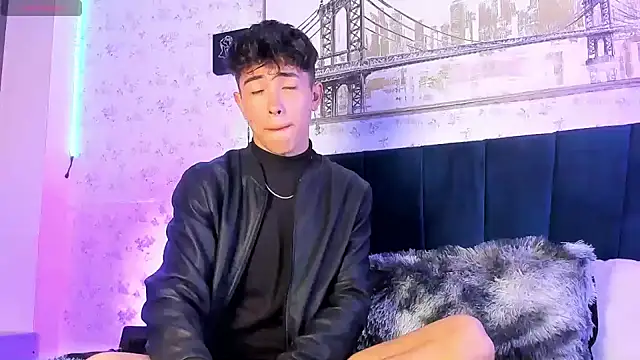 Snapshot of Andrew_thevil chatting on 02-05-25, 06:02 Andrew thevil online show from 02-05-25, 06:02