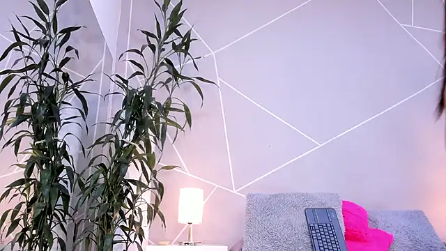 Anna Joness online show from 12-17-24, 04:43